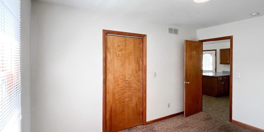 2304 E 8th Street, Bloomington, Indiana 47408,MLS,202545706