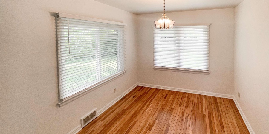 230 S Hillsdale Drive, Bloomington, Indiana 47408,MLS,202545713