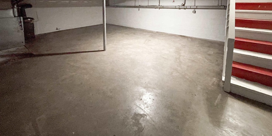 230 S Hillsdale Drive, Bloomington, Indiana 47408,MLS,202545713