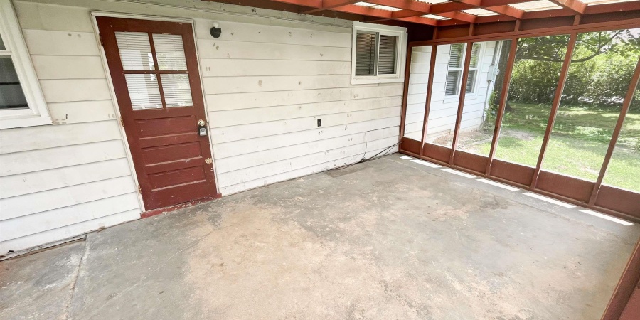 230 S Hillsdale Drive, Bloomington, Indiana 47408,MLS,202545713