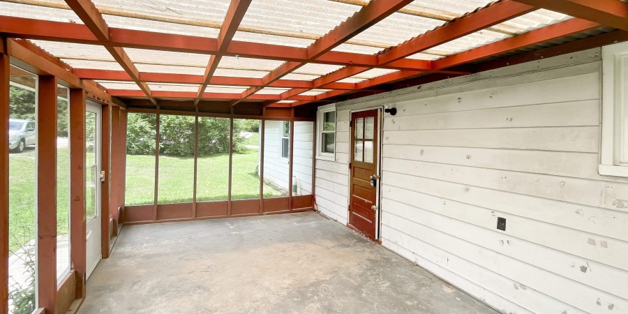 230 S Hillsdale Drive, Bloomington, Indiana 47408,MLS,202545713