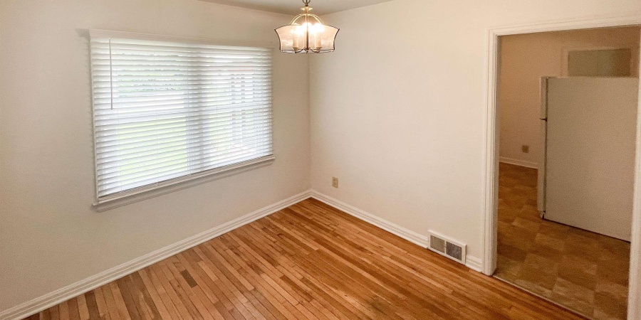 230 S Hillsdale Drive, Bloomington, Indiana 47408,MLS,202545713