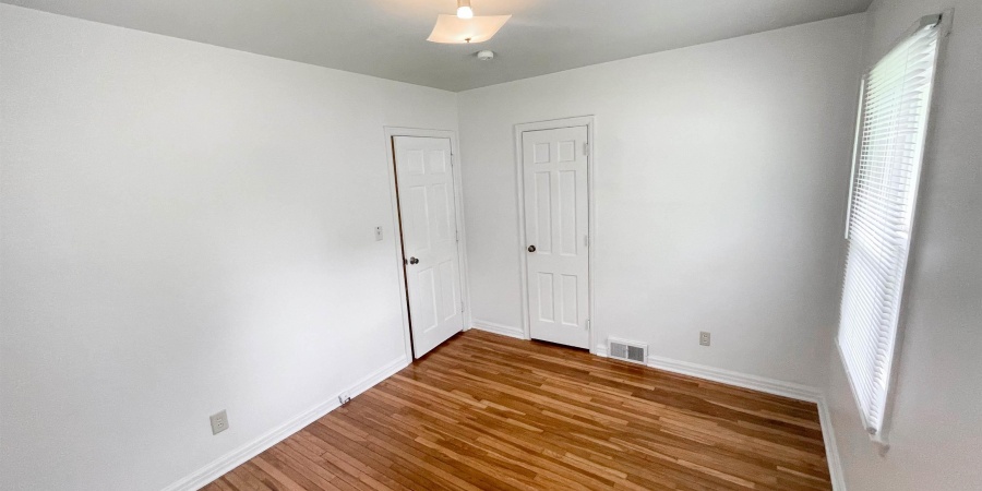 230 S Hillsdale Drive, Bloomington, Indiana 47408,MLS,202545713