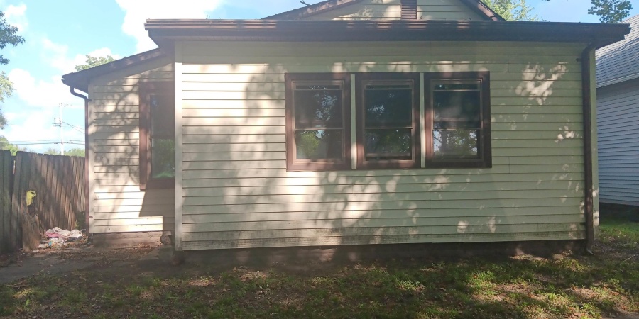 917 N 9th Street, Terre Haute, Indiana 47807,MLS,202533137