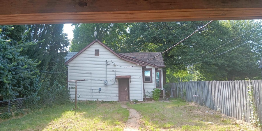 917 N 9th Street, Terre Haute, Indiana 47807,MLS,202533137