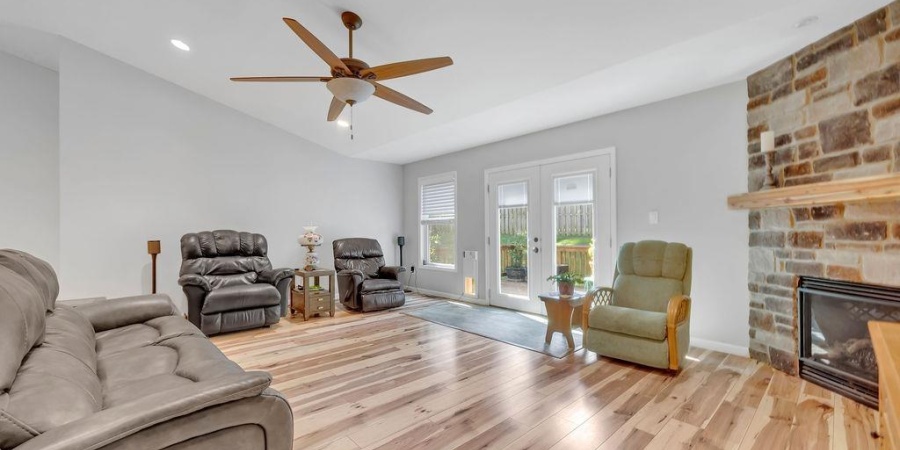 7227 W Mustang Drive, Ellettsville, Indiana 47429,MLS,202545747