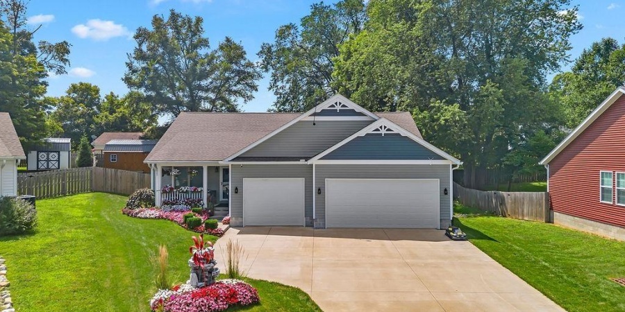 7227 W Mustang Drive, Ellettsville, Indiana 47429,MLS,202545747