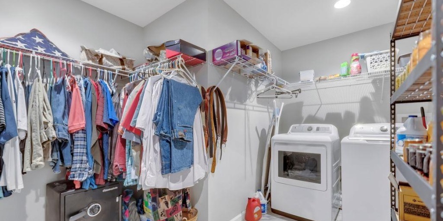 7227 W Mustang Drive, Ellettsville, Indiana 47429,MLS,202545747