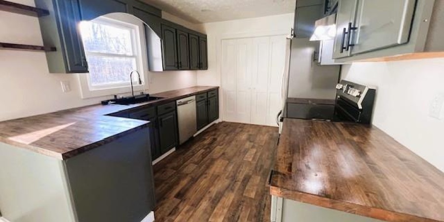 50 S Acres Drive, Mitchell, Indiana 47446,MLS,202545764