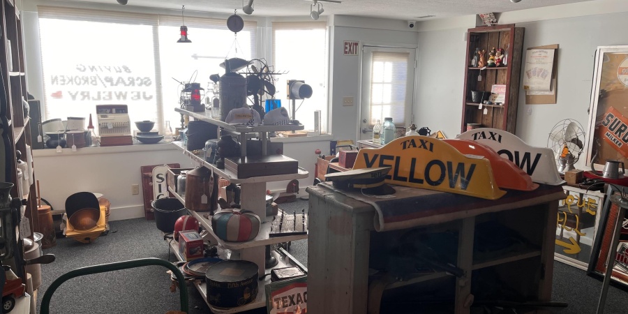 207-209 N Sale Street, Ellettsville, Indiana 47429,MLS,202545822