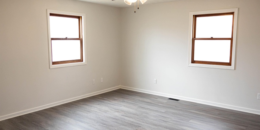 3939 W Woodhaven Drive, Bloomington, Indiana 47403,MLS,202545877