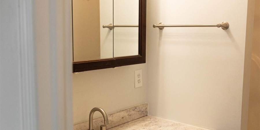 3939 W Woodhaven Drive, Bloomington, Indiana 47403,MLS,202545877