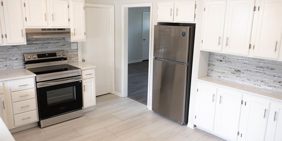 3939 W Woodhaven Drive, Bloomington, Indiana 47403,MLS,202545877