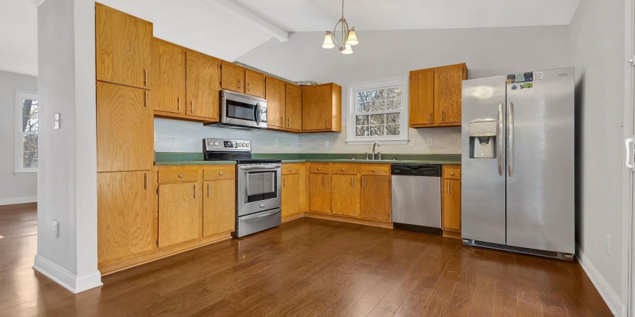 1136 W Pine Meadows Drive, Bloomington, Indiana 47403-3730,MLS,202545928