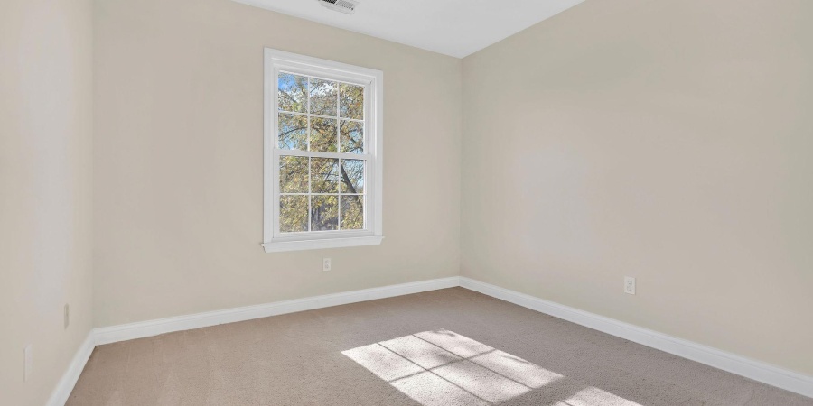 1136 W Pine Meadows Drive, Bloomington, Indiana 47403-3730,MLS,202545928