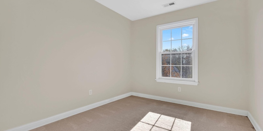 1136 W Pine Meadows Drive, Bloomington, Indiana 47403-3730,MLS,202545928