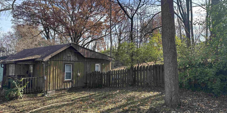 1003 W Cottage Grove Avenue, Bloomington, Indiana 47404,MLS,202545932