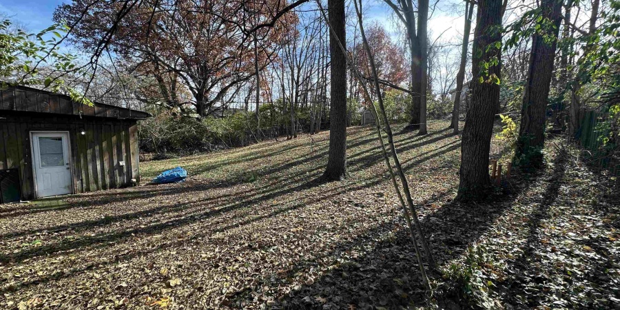 1003 W Cottage Grove Avenue, Bloomington, Indiana 47404,MLS,202545932