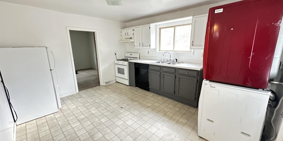 1003 W Cottage Grove Avenue, Bloomington, Indiana 47404,MLS,202545932