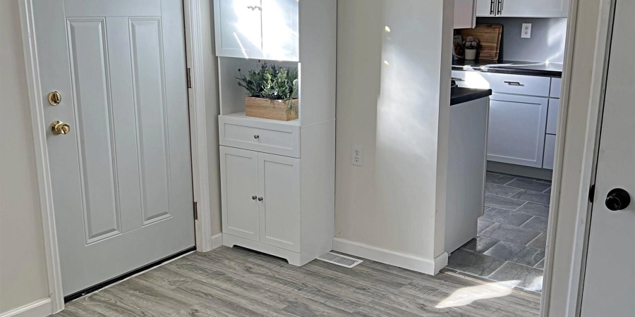 982 8th St NW, Linton, Indiana 47441,MLS,202545985