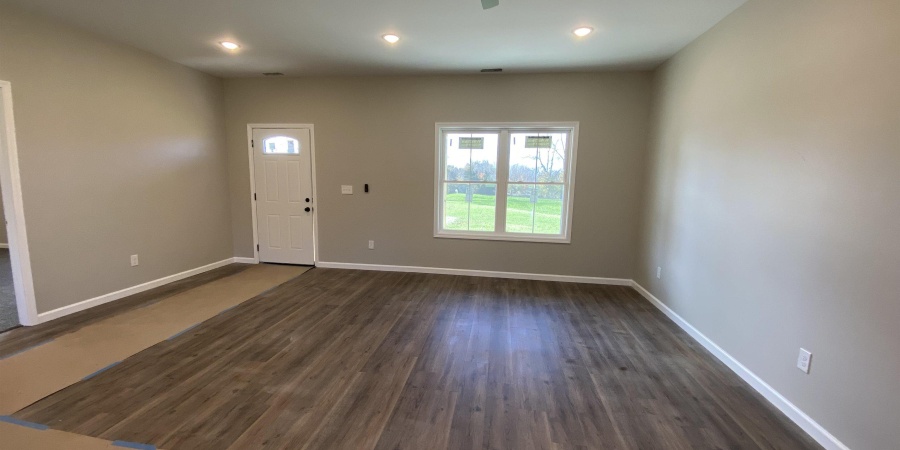 10 Trinton Avenue, Bedford, Indiana 47421,MLS,202546001