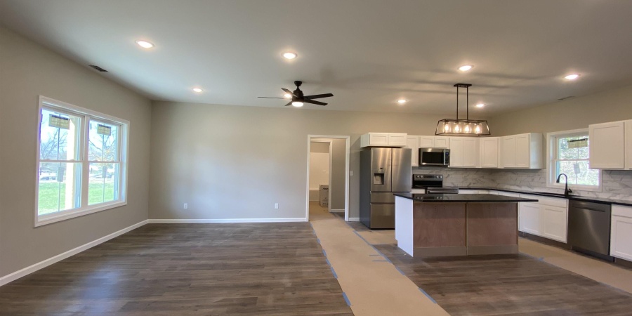 10 Trinton Avenue, Bedford, Indiana 47421,MLS,202546001