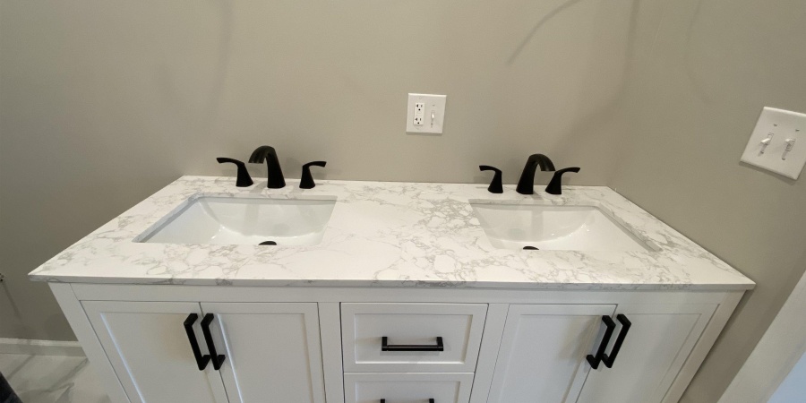 10 Trinton Avenue, Bedford, Indiana 47421,MLS,202546001