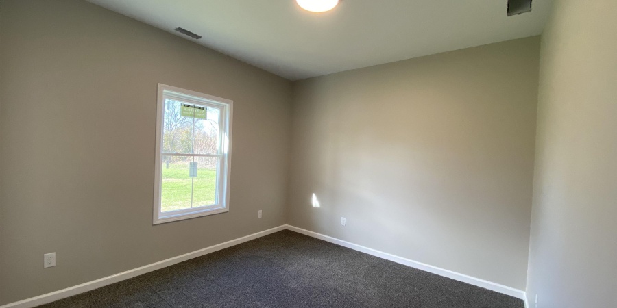 10 Trinton Avenue, Bedford, Indiana 47421,MLS,202546001