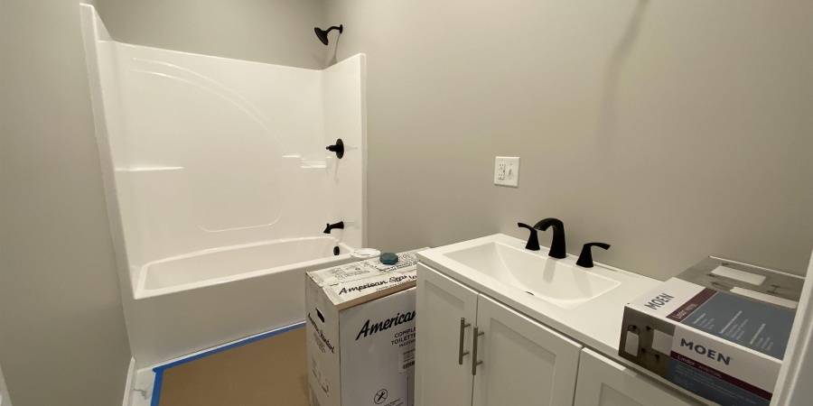 10 Trinton Avenue, Bedford, Indiana 47421,MLS,202546001