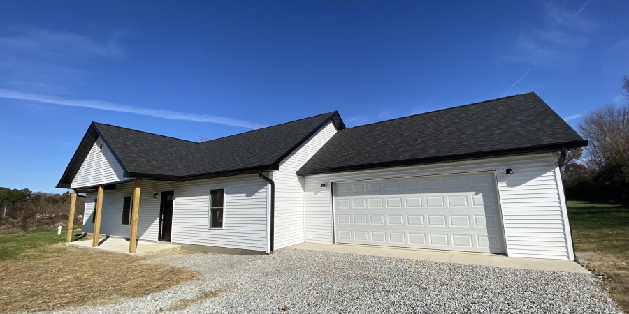 10 Trinton Avenue, Bedford, Indiana 47421,MLS,202546001