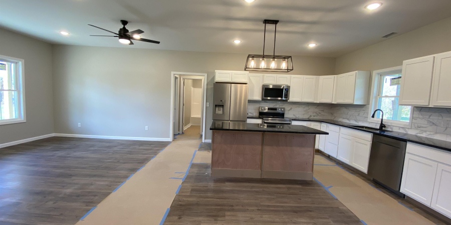 10 Trinton Avenue, Bedford, Indiana 47421,MLS,202546001