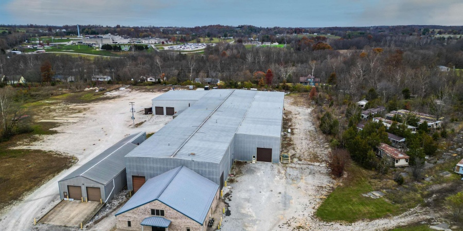 1771 1775 E Us Highway 50 Highway, Bedford, Indiana 47421,MLS,202546167