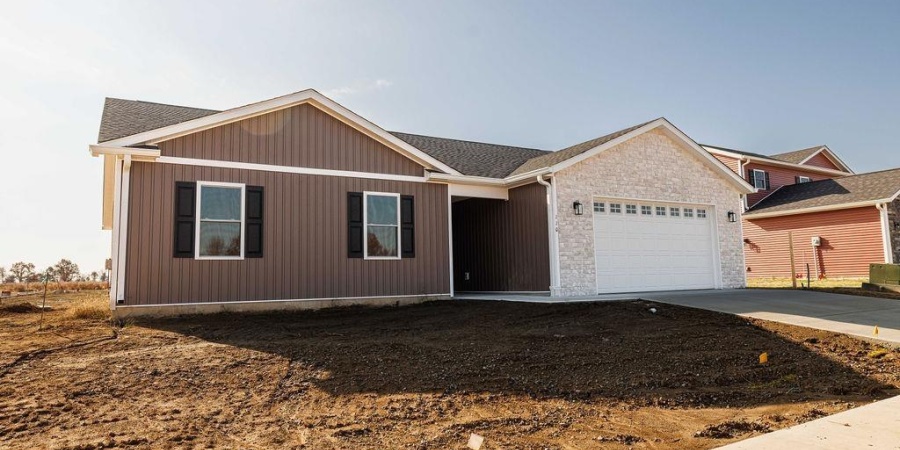 110 Pin Oak Road, Spencer, Indiana 47460,MLS,202546077