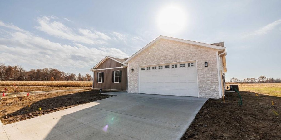 110 Pin Oak Road, Spencer, Indiana 47460,MLS,202546077