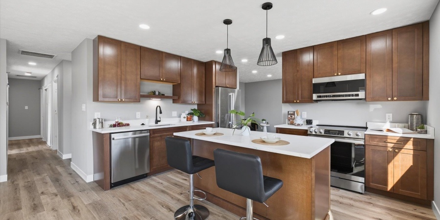 531 S Westwood Drive, Bloomington, Indiana 47403-1709,MLS,202546142