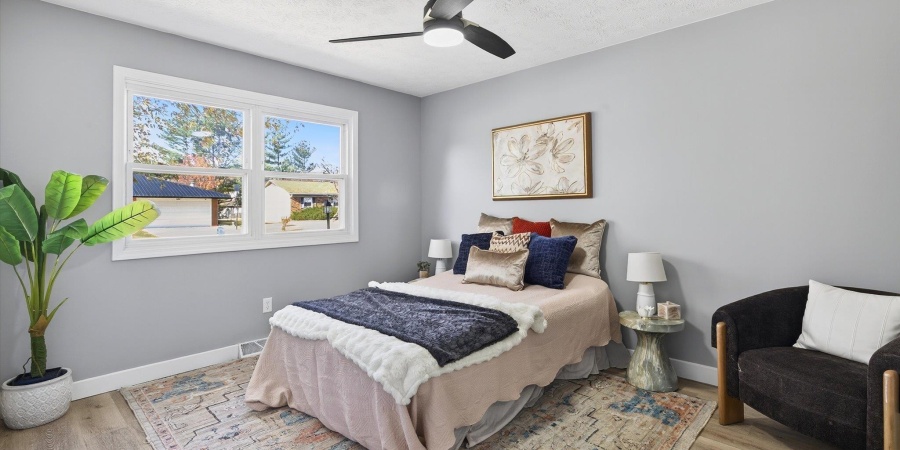 531 S Westwood Drive, Bloomington, Indiana 47403-1709,MLS,202546142