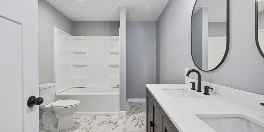 531 S Westwood Drive, Bloomington, Indiana 47403-1709,MLS,202546142