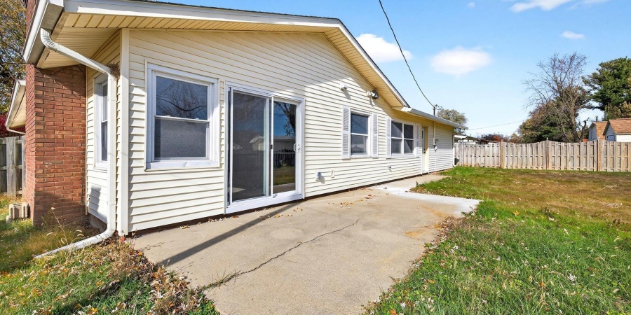 531 S Westwood Drive, Bloomington, Indiana 47403-1709,MLS,202546142