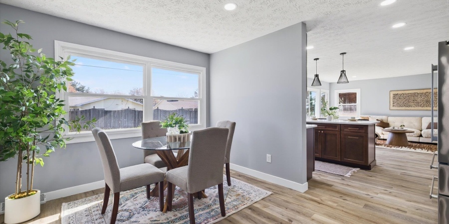 531 S Westwood Drive, Bloomington, Indiana 47403-1709,MLS,202546142