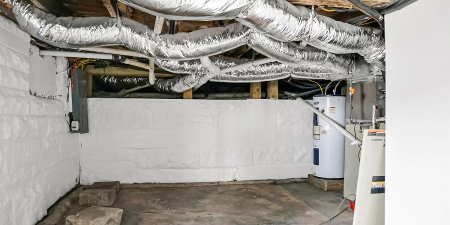 2105 I Street, Bedford, Indiana 47421,MLS,202546181