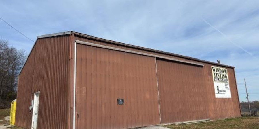 2465 Old Hwy 60 W, Mitchell, Indiana 47446,MLS,202546209