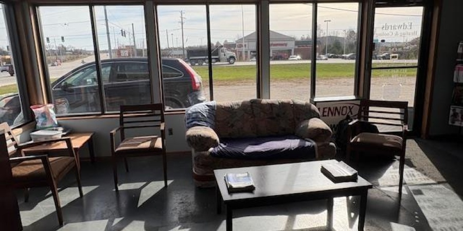 2465 Old Hwy 60 W, Mitchell, Indiana 47446,MLS,202546209