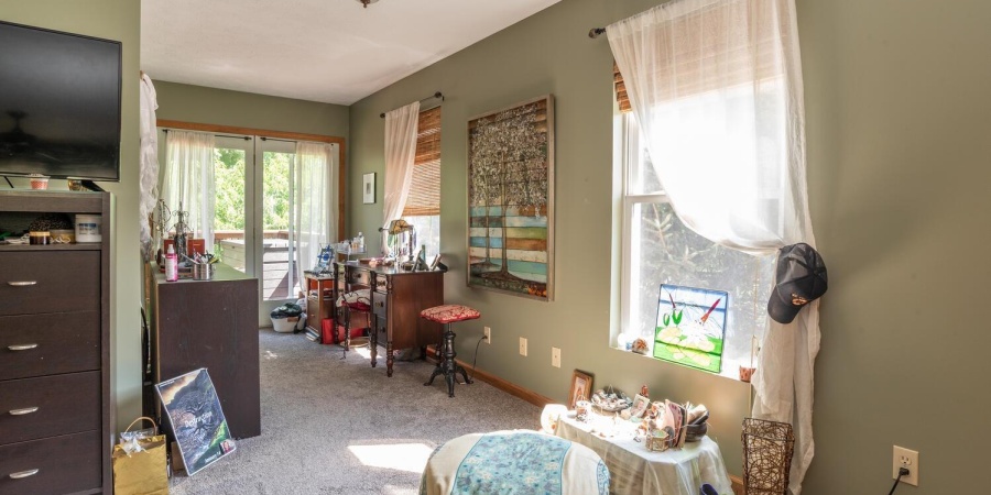 1106 W Countryside Lane, Bloomington, Indiana 47403,MLS,202546249