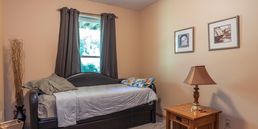 1106 W Countryside Lane, Bloomington, Indiana 47403,MLS,202546249