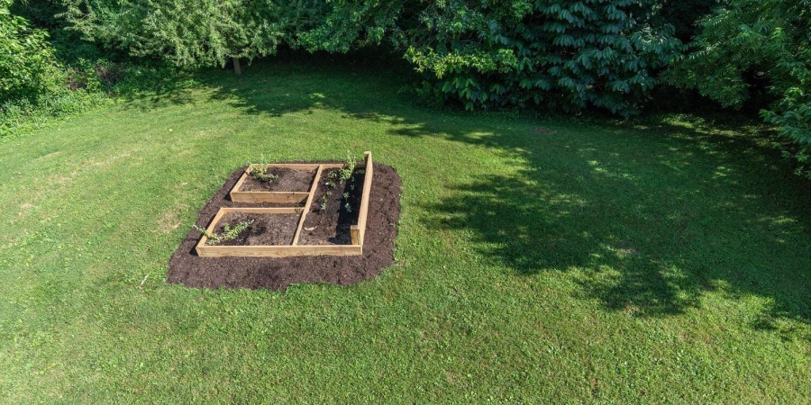 1106 W Countryside Lane, Bloomington, Indiana 47403,MLS,202546249