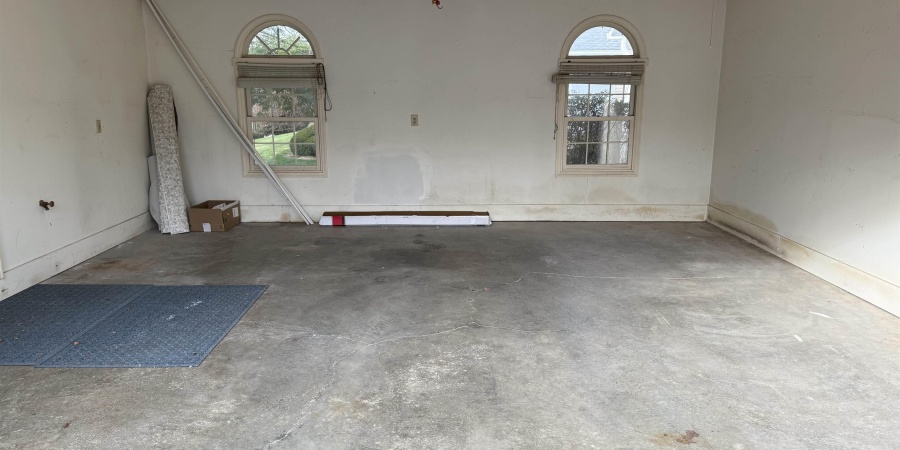 3910 S Laurel Court, Bloomington, Indiana 47401,MLS,202546276