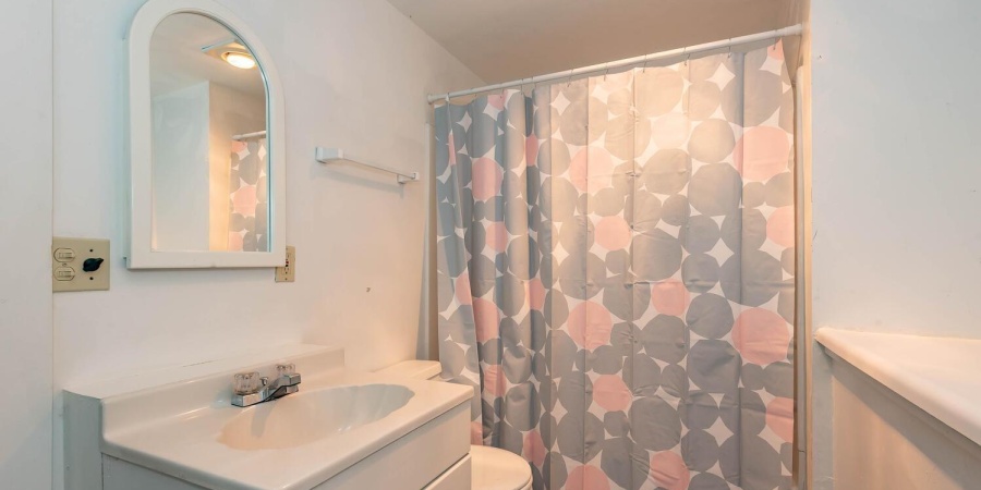 204 S Clark Street, Bloomington, Indiana 47408-4129,MLS,202546392