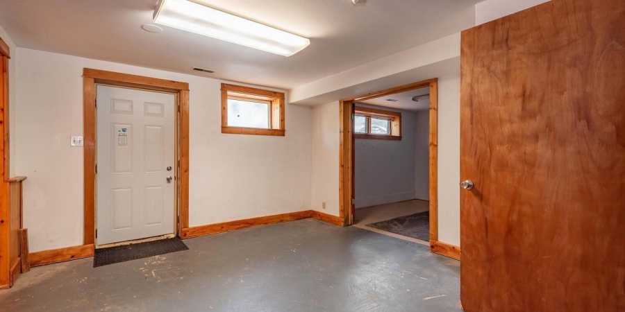 204 S Clark Street, Bloomington, Indiana 47408-4129,MLS,202546392