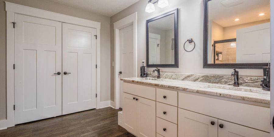 637 E Benjamin Street, Ellettsville, Indiana 47429-2054,MLS,202546345