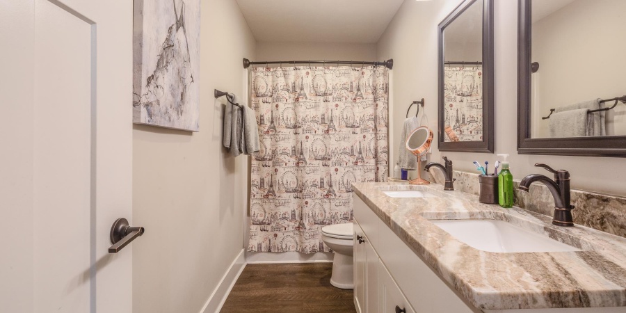 637 E Benjamin Street, Ellettsville, Indiana 47429-2054,MLS,202546345